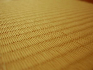 木枠とタタミ付き.フローリングに畳コーナーで癒し空間を作れる組立て 